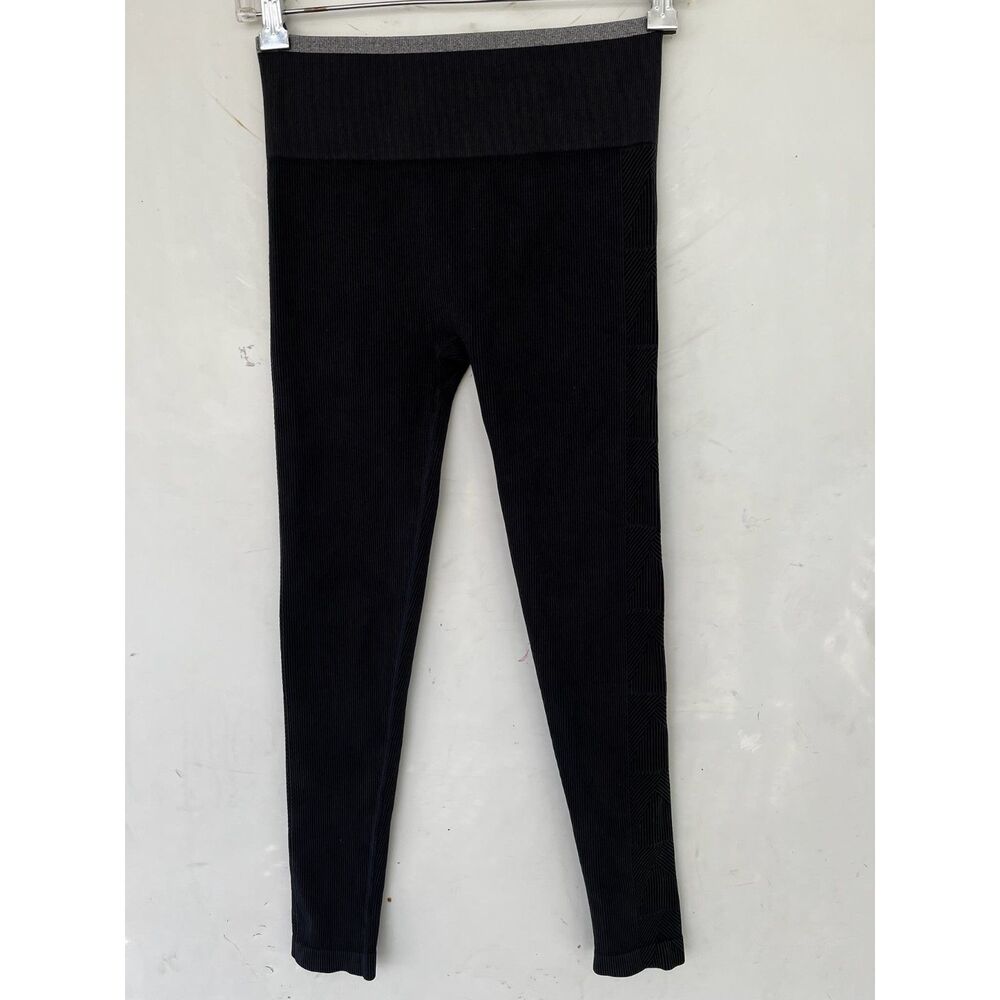 Vuori rib lux studio legging xs